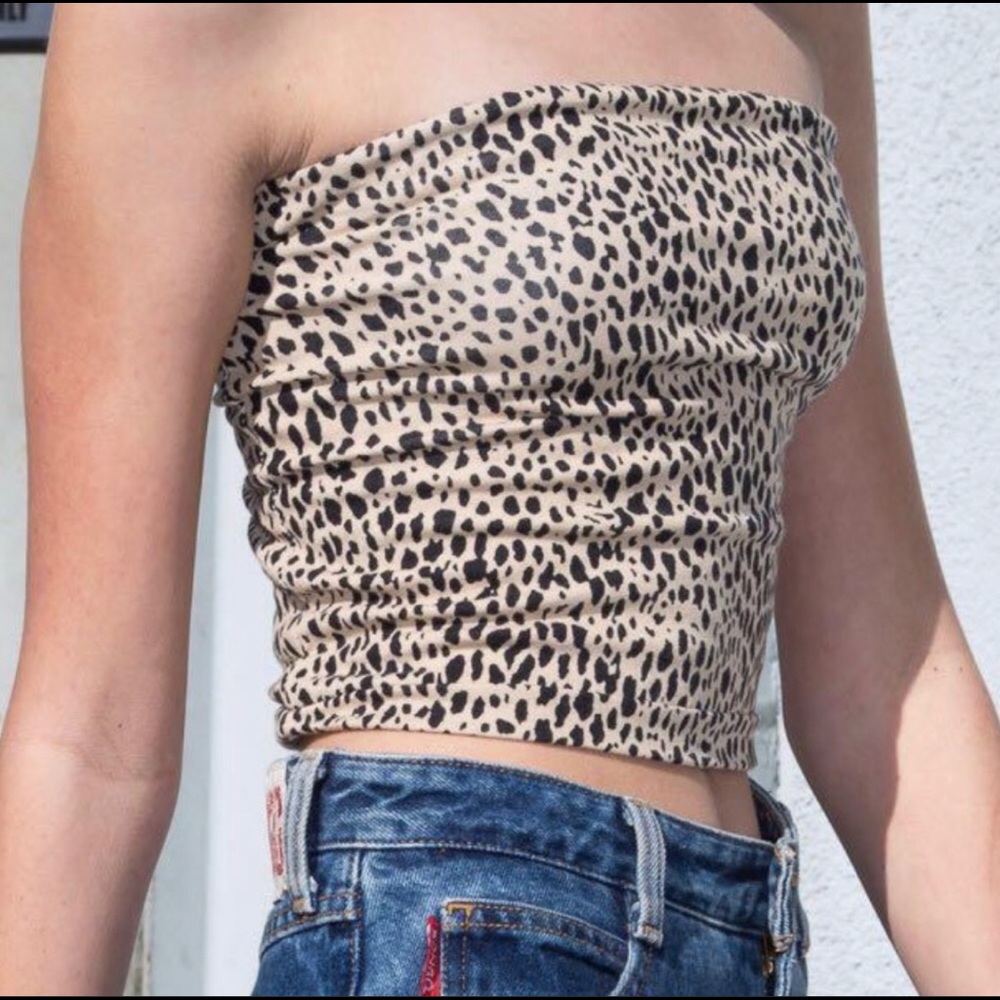 Brandy Melville Cheetah Jenny Tube Top